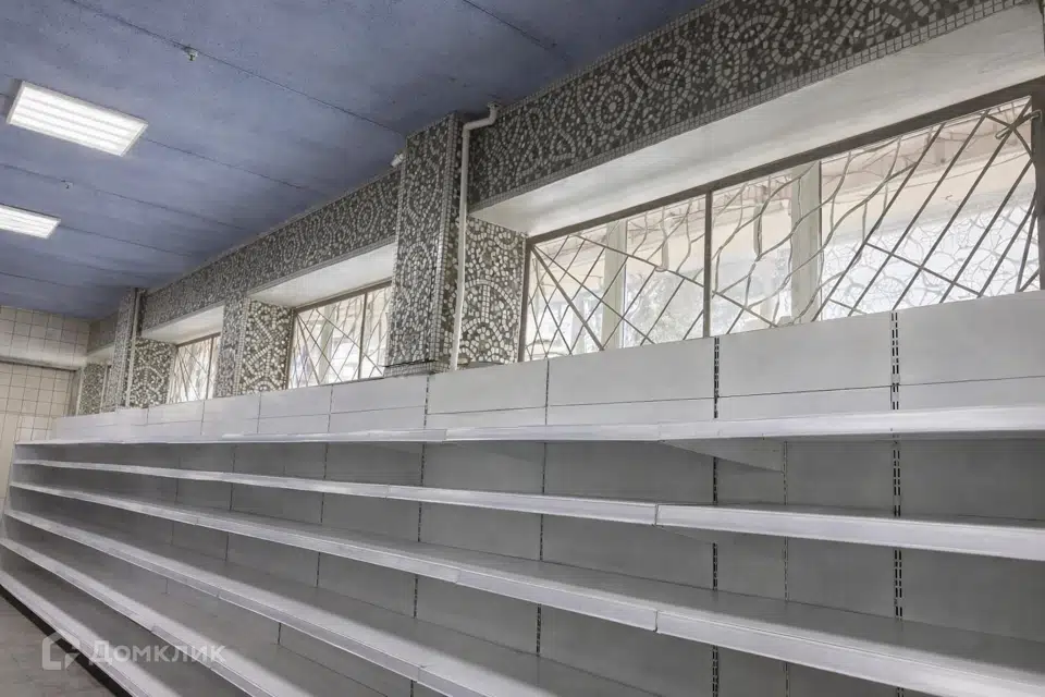 Сдаётся помещение своб. назначения, 300 м²