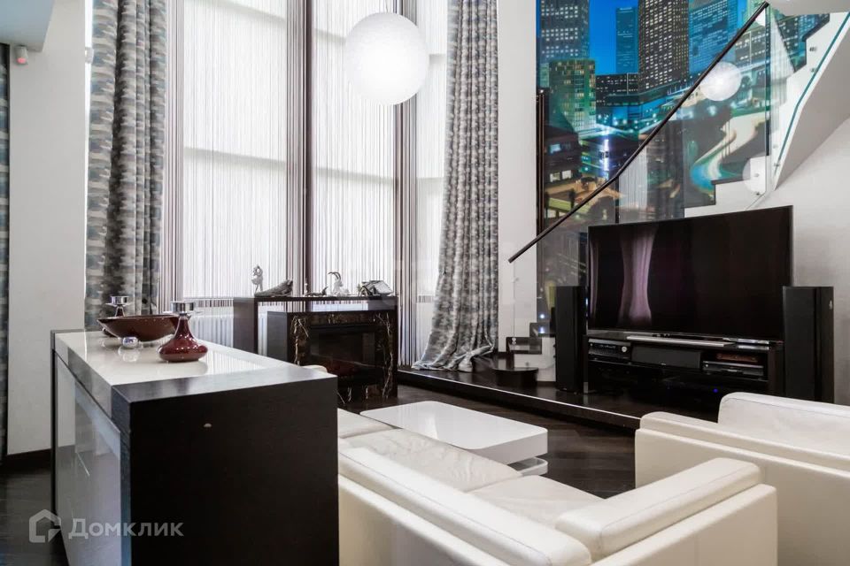 Продаётся 6-комнатная квартира, 251 м²