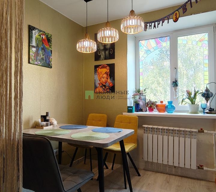 Продаётся 3-комнатная квартира, 57.6 м²