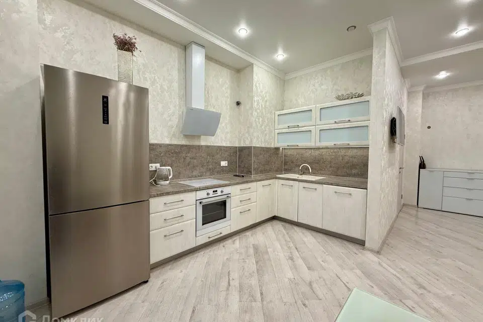 Продаётся 1-комнатная квартира, 60 м²