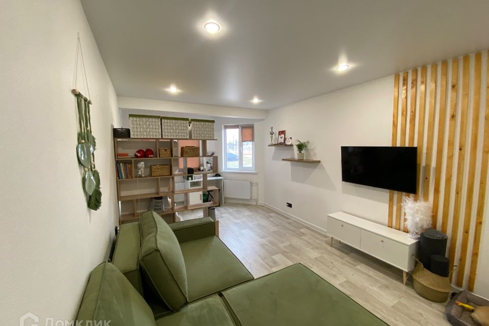 Продаётся 1-комнатная квартира, 42 м²