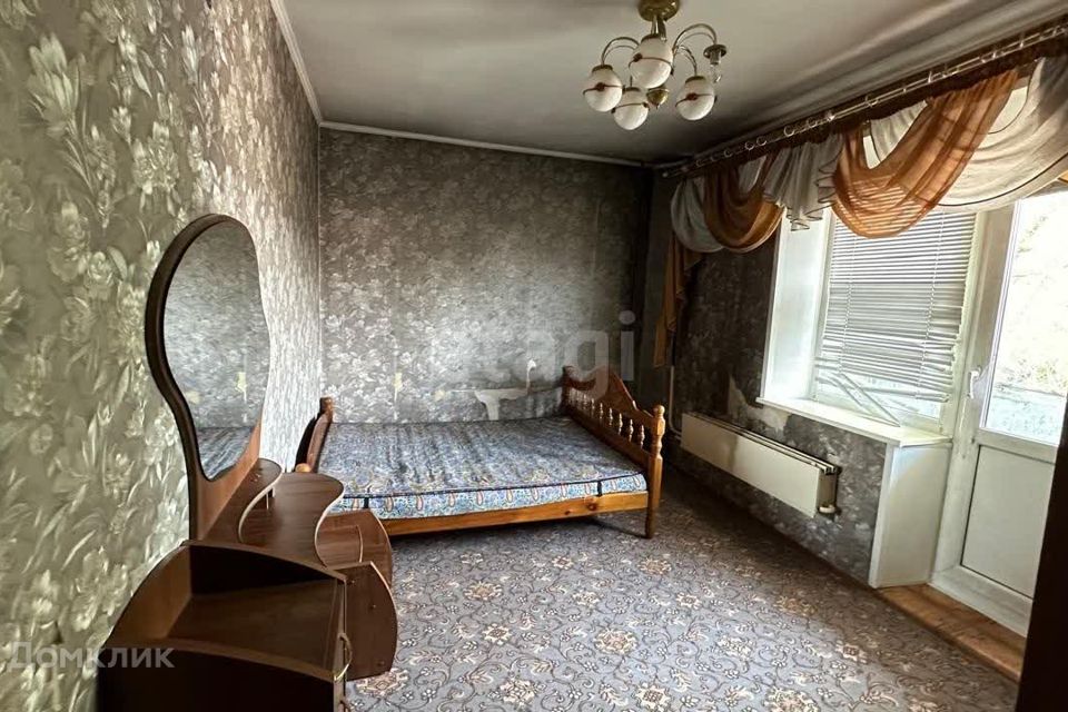 Продаётся 4-комнатная квартира, 77.5 м²