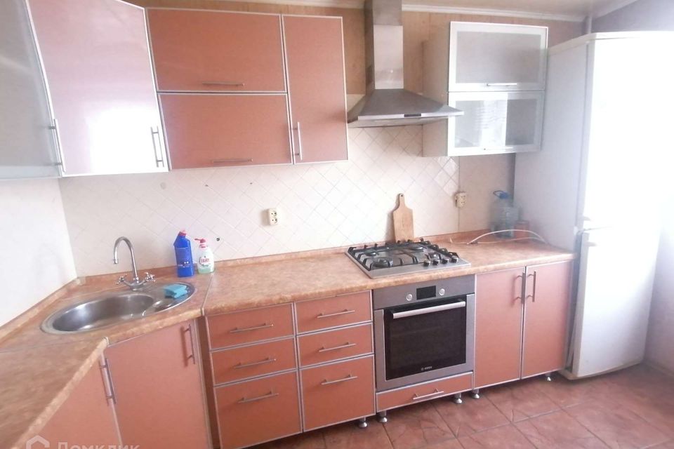 Сдаётся 2-комнатная квартира, 55 м²