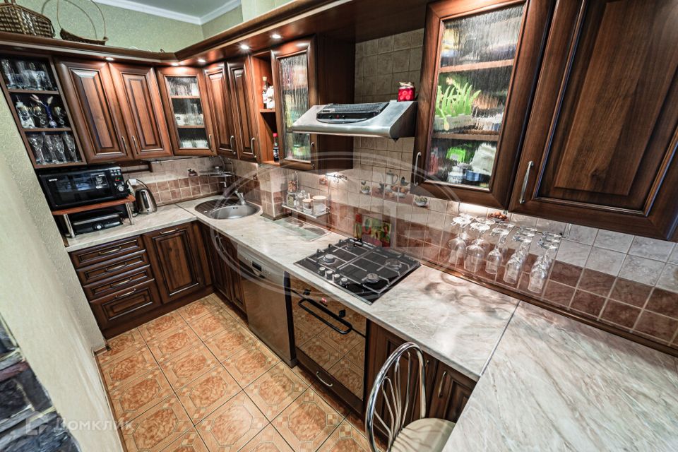 Продаётся 2-комнатная квартира, 78.1 м²