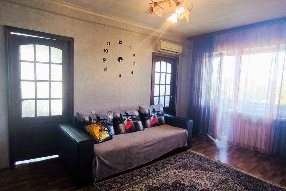 Продаётся 3-комнатная квартира, 40.5 м²