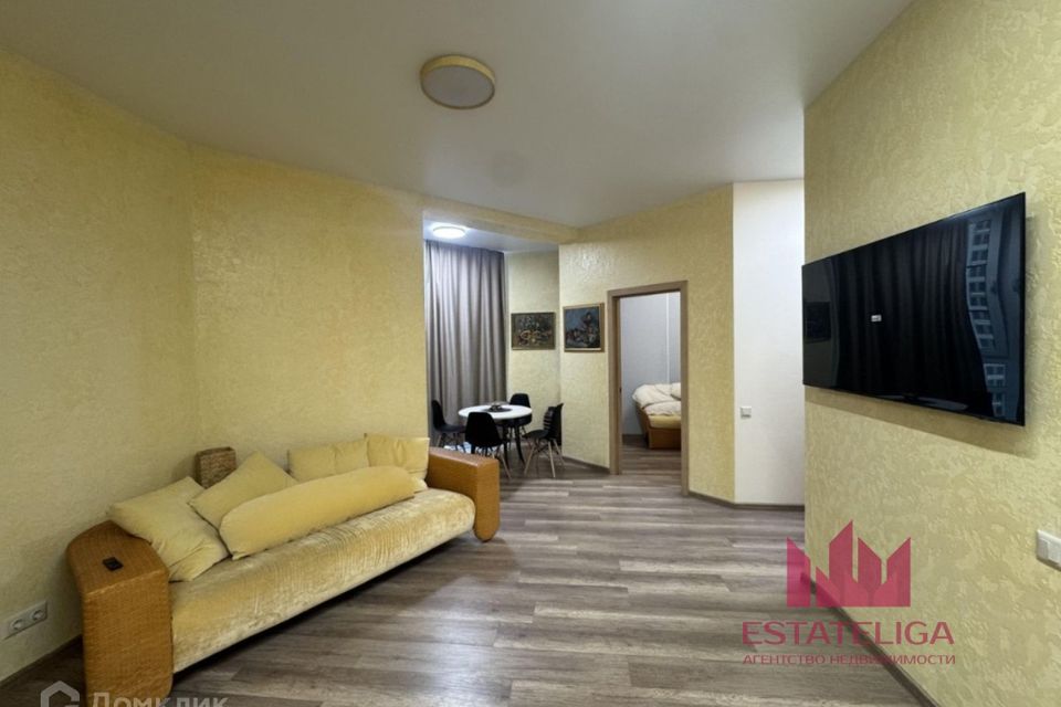 Сдаётся 2-комнатная квартира, 55 м²