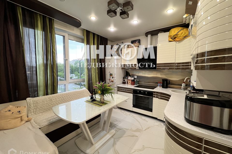 Продаётся 1-комнатная квартира, 46.4 м²