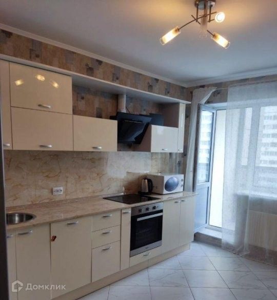 Продаётся 1-комнатная квартира, 38 м²