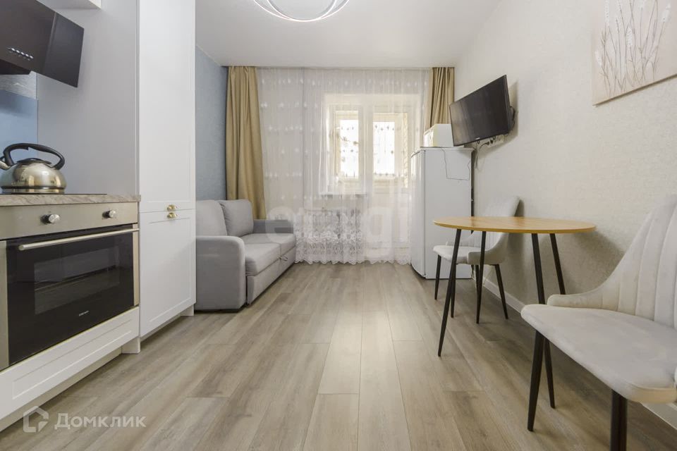 Продаётся 1-комнатная квартира, 42.4 м²
