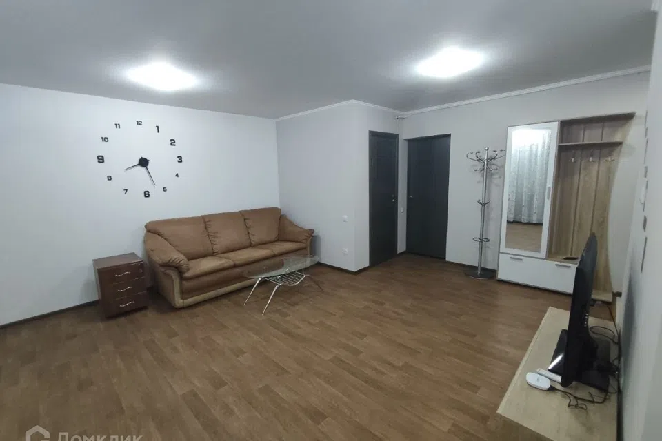 Сдаётся 2-комнатная квартира, 54 м²