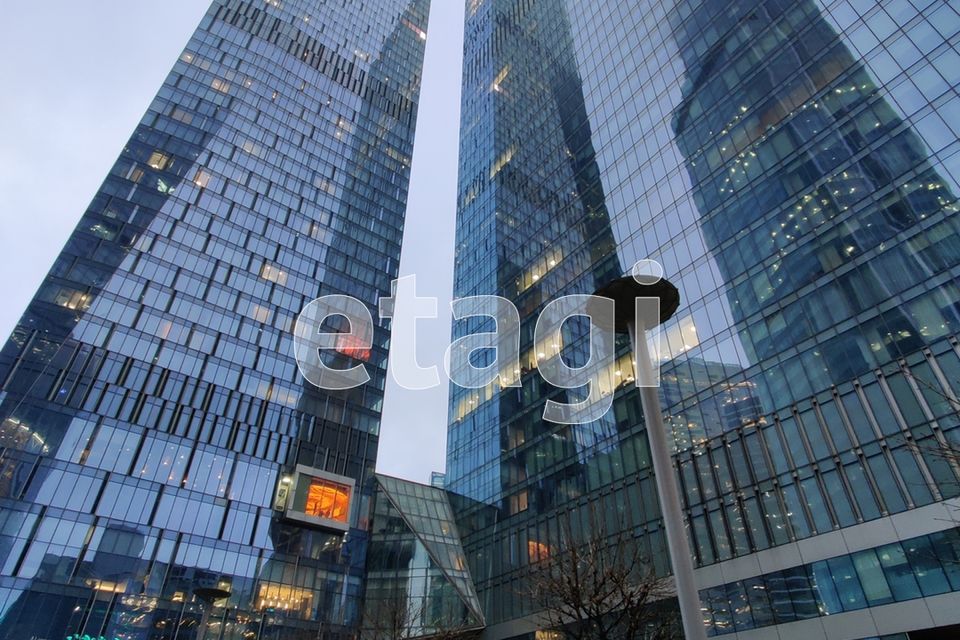 Продаётся 2-комнатная квартира, 91 м²