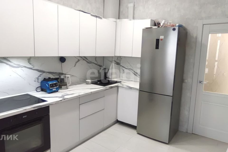 Продаётся 2-комнатная квартира, 61.2 м²