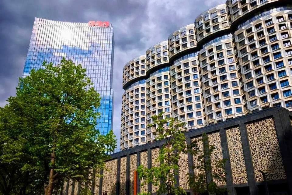 Продаётся 4-комнатная квартира, 93.6 м²