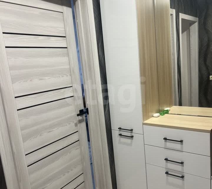 Продаётся 1-комнатная квартира, 36.8 м²