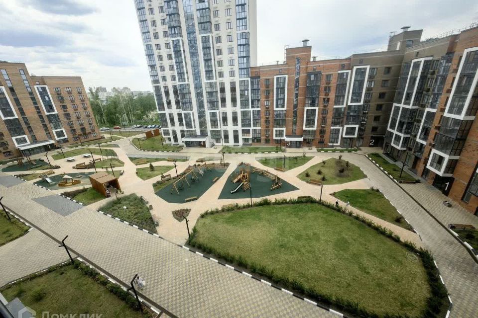 Сдаётся 2-комнатная квартира, 58 м²