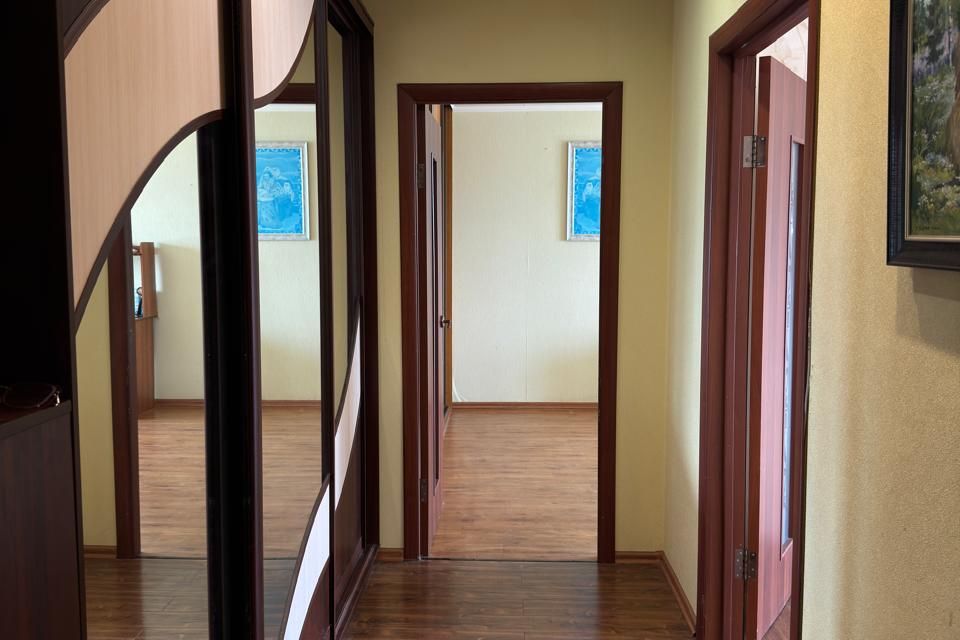 Продаётся 2-комнатная квартира, 64 м²