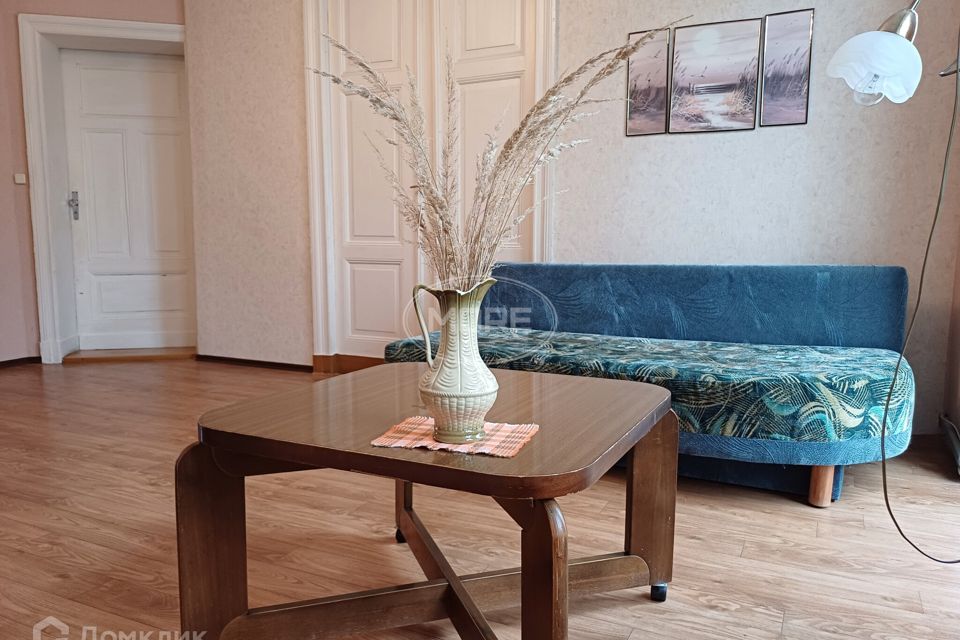 Продаётся 3-комнатная квартира, 82.7 м²