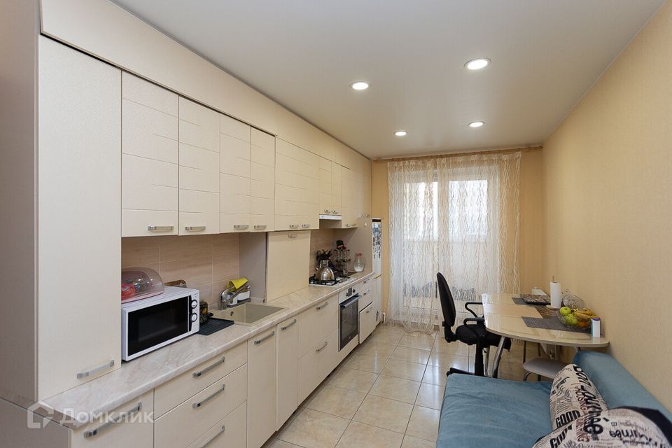 Продаётся 1-комнатная квартира, 41.2 м²