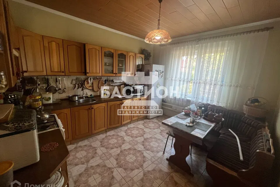 Продаётся 2-этажный дом, 100 м²