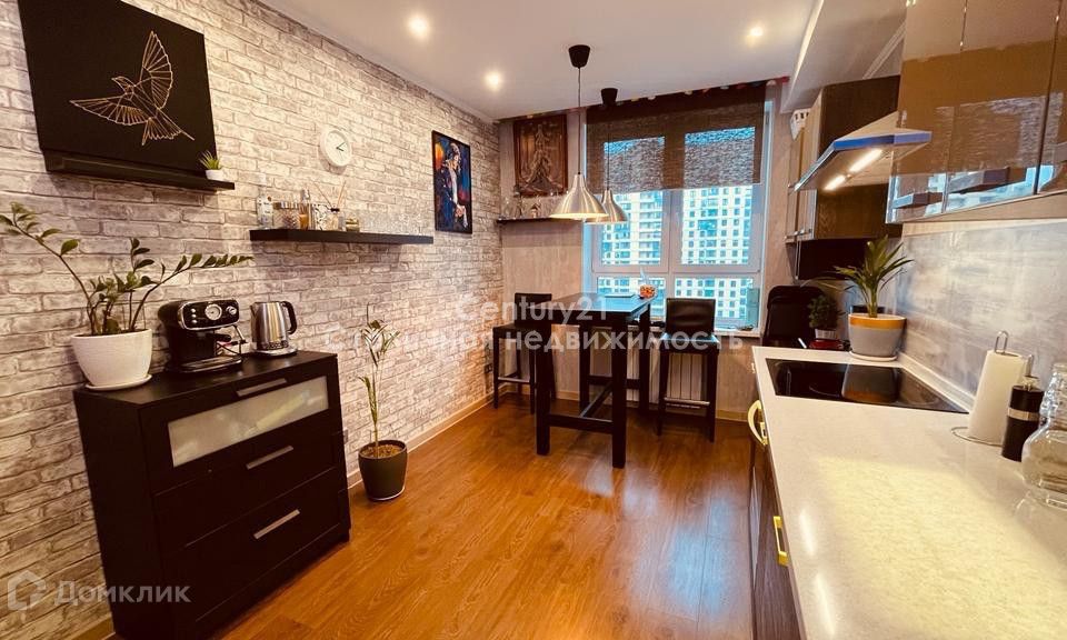 Продаётся 2-комнатная квартира, 57 м²