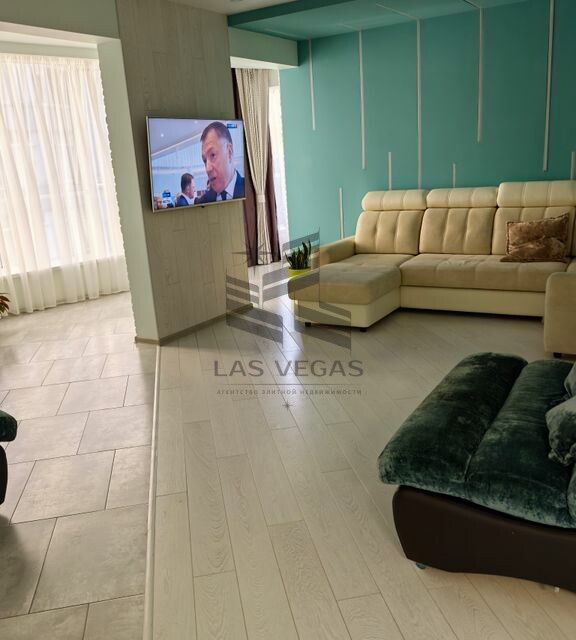 Сдаётся 3-комнатная квартира, 115.8 м²