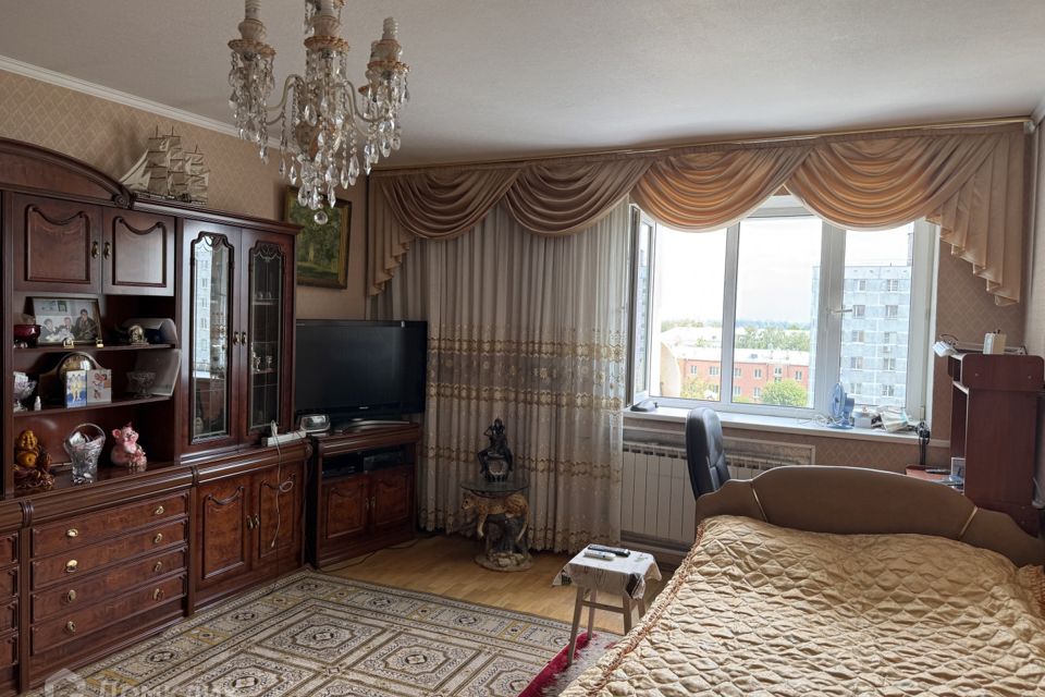Продаётся 2-комнатная квартира, 70.4 м²