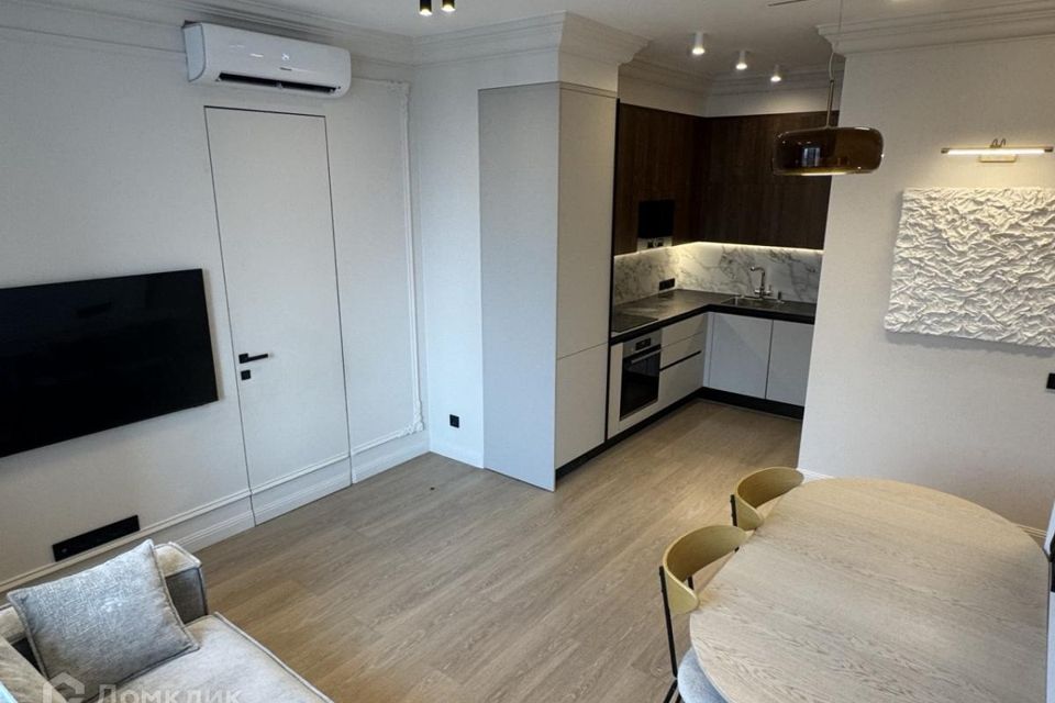 Продаётся 2-комнатная квартира, 57.1 м²