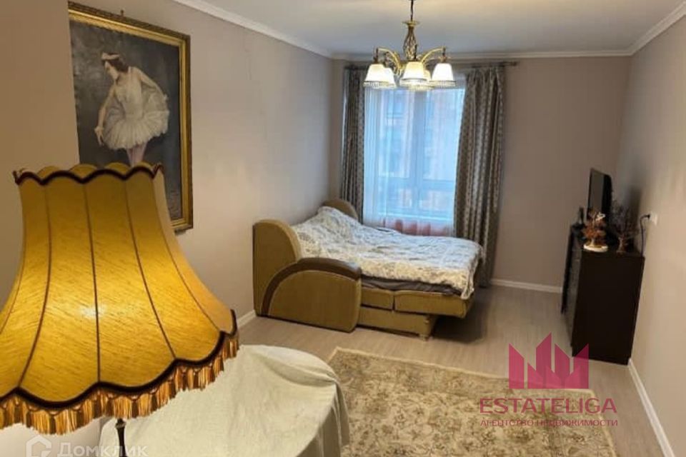 Продаётся 1-комнатная квартира, 48.5 м²