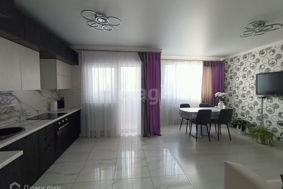 Продаётся 3-комнатная квартира, 75 м²