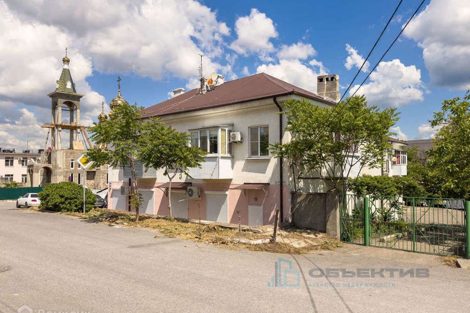 Продаётся 2-комнатная квартира, 63.2 м²