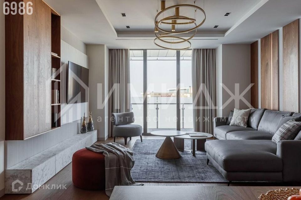 Продаётся 3-комнатная квартира, 110 м²