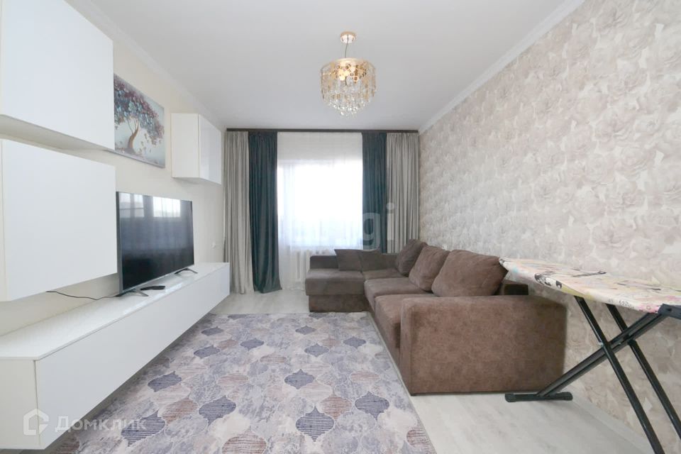 Продаётся 1-комнатная квартира, 43 м²