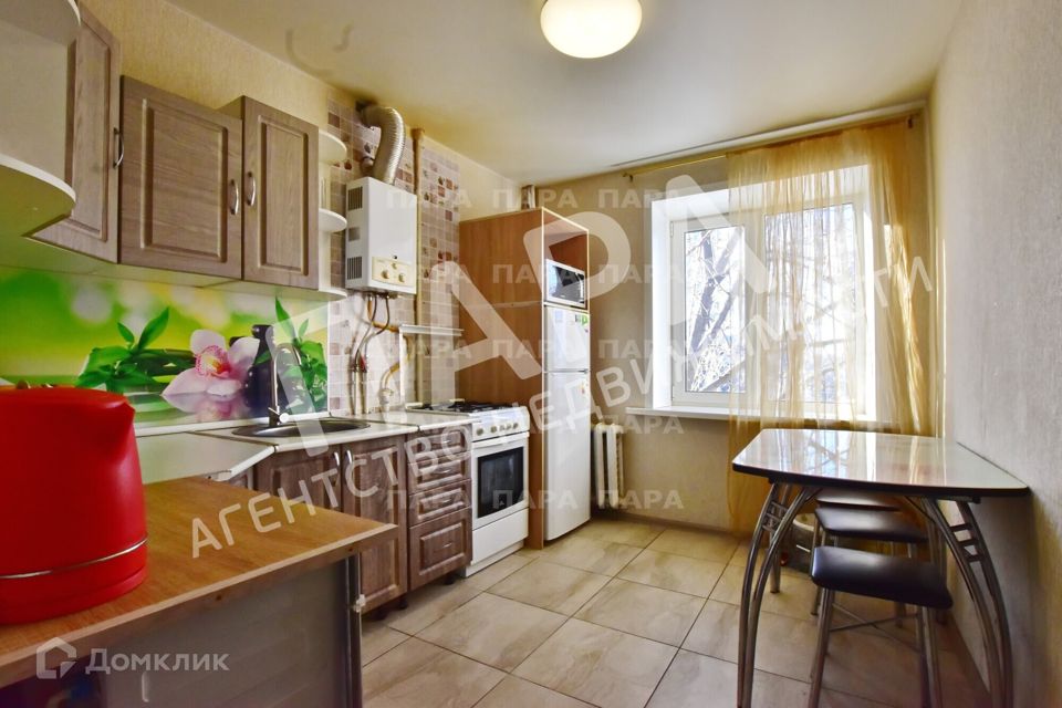 Сдаётся 2-комнатная квартира, 40 м²