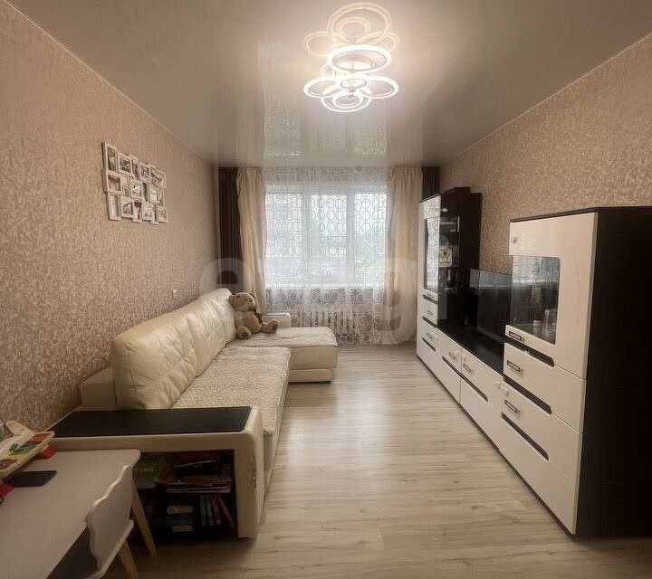 Продаётся 3-комнатная квартира, 63 м²