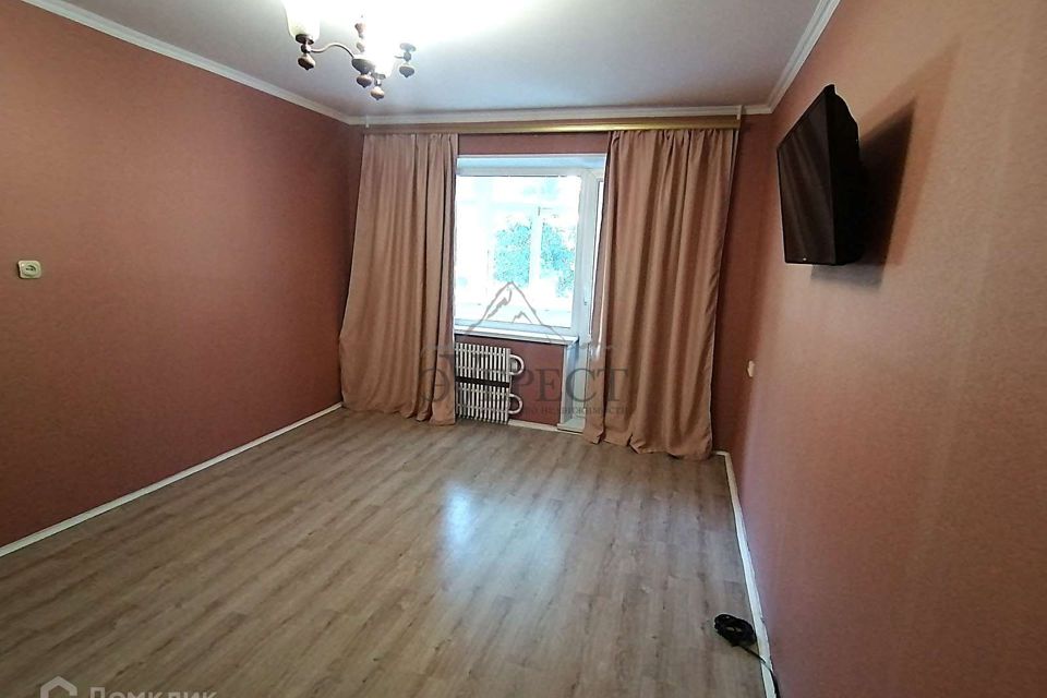 Продаётся 1-комнатная квартира, 37 м²