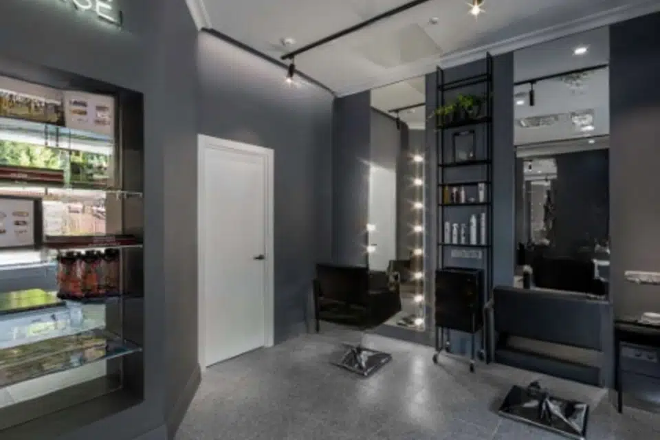 Сдаётся помещение своб. назначения, 317 м²