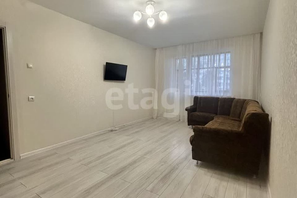 Сдаётся 2-комнатная квартира, 56 м²