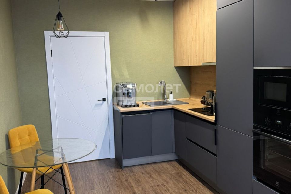 Продаётся 1-комнатная квартира, 38.1 м²