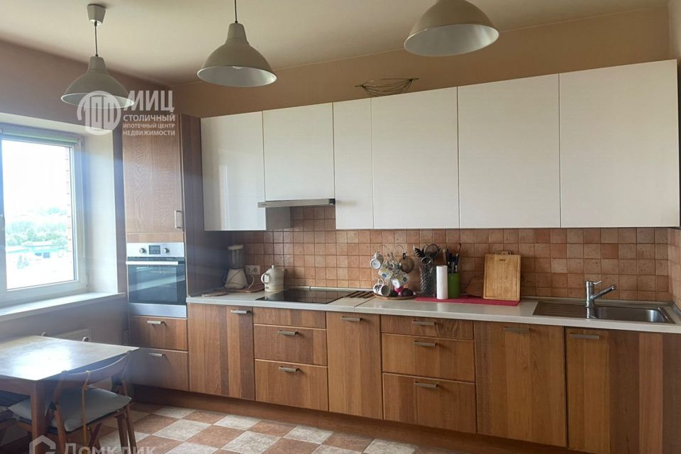 Продаётся 3-комнатная квартира, 77.9 м²