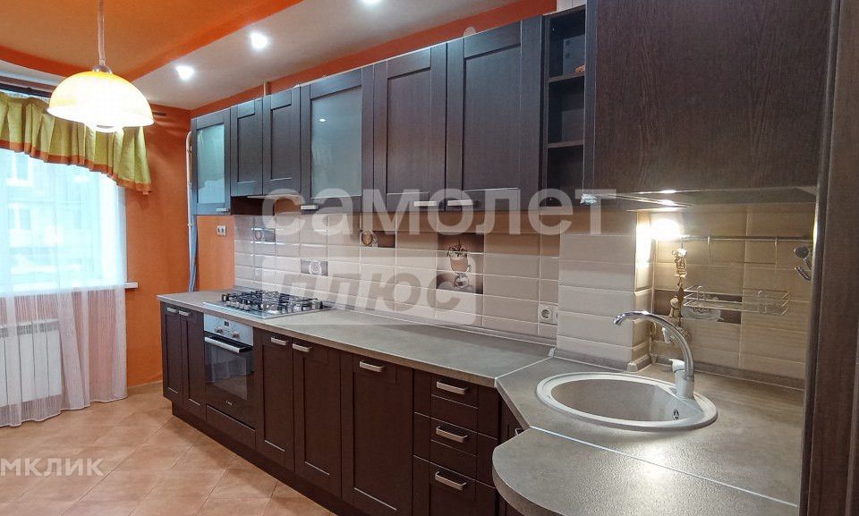 Продаётся 3-комнатная квартира, 63.2 м²