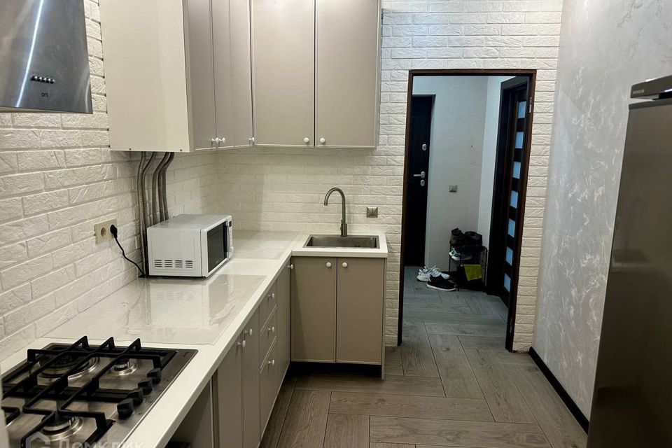 Продаётся 3-комнатная квартира, 82 м²