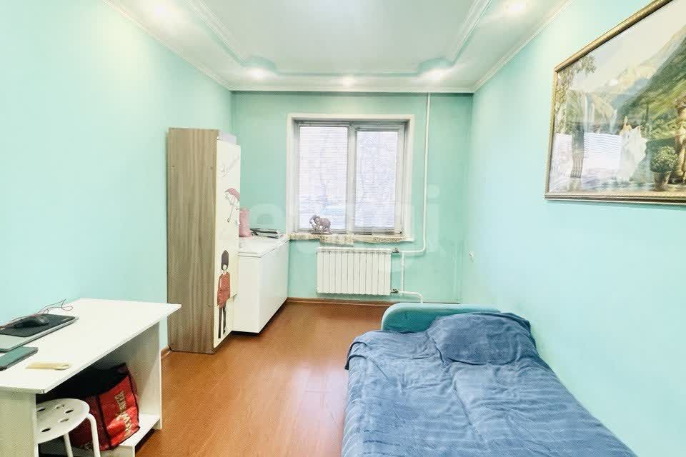 Продаётся 1-комнатная квартира, 32 м²