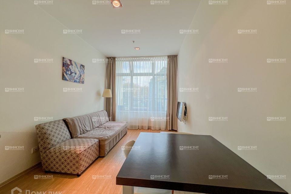 Продаётся 1-комнатная квартира, 53 м²