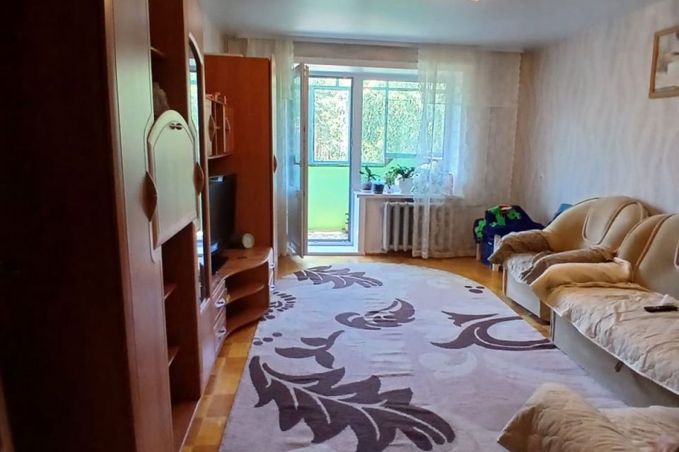 Продаётся 3-комнатная квартира, 59.5 м²