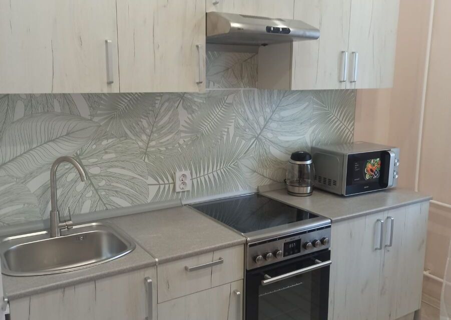 Сдаётся 1-комнатная квартира, 42 м²