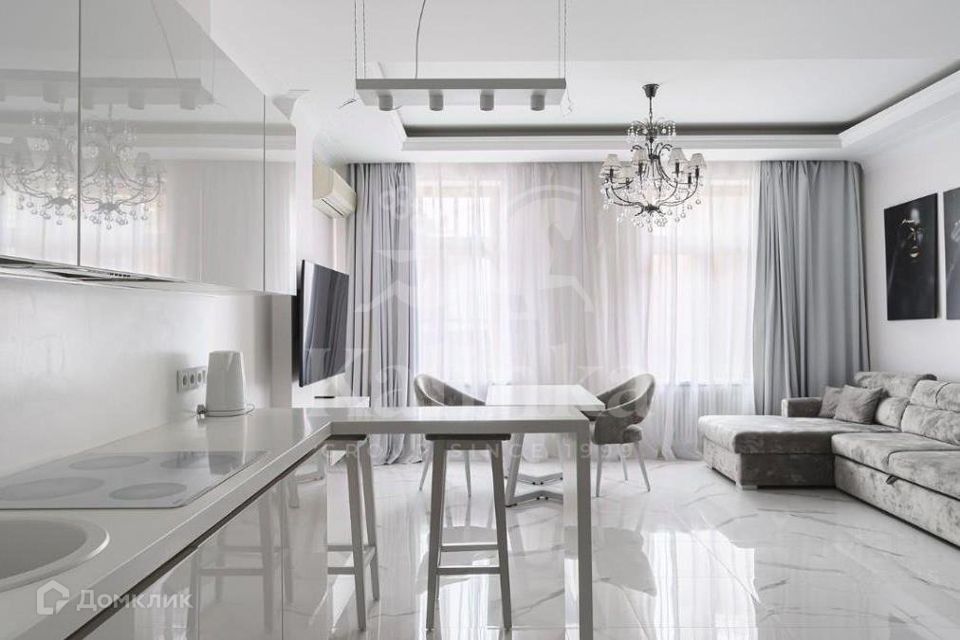 Продаётся 1-комнатная квартира, 49.3 м²