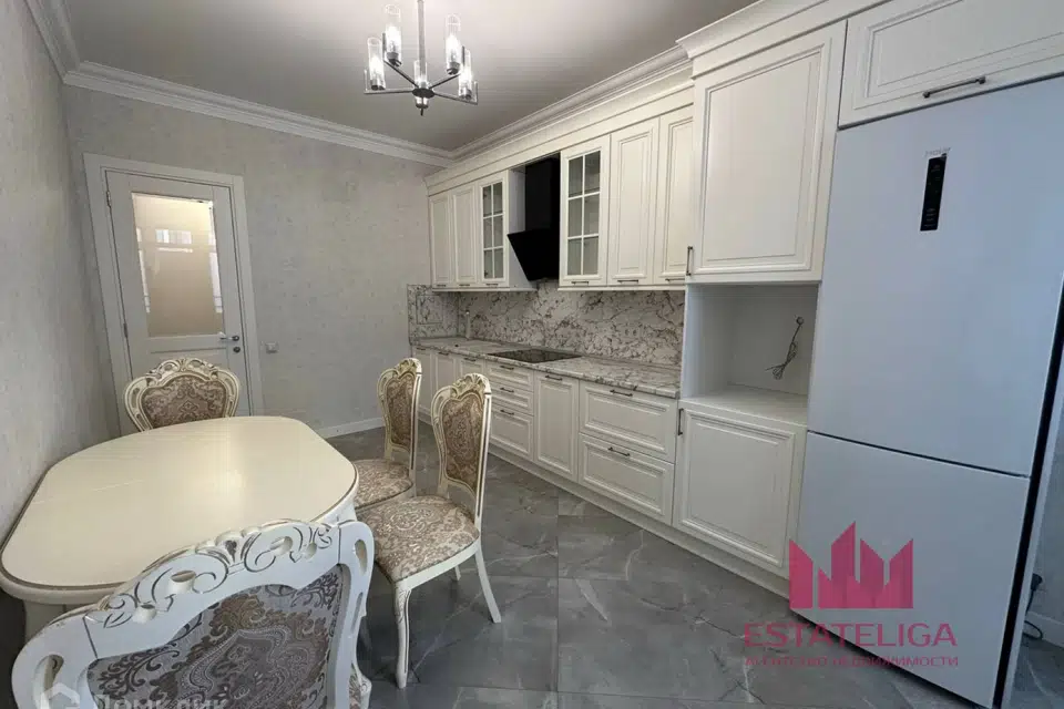 Продаётся 2-комнатная квартира, 65 м²