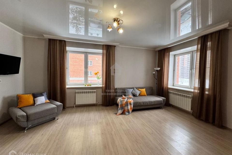 Продаётся 2-комнатная квартира, 68.2 м²
