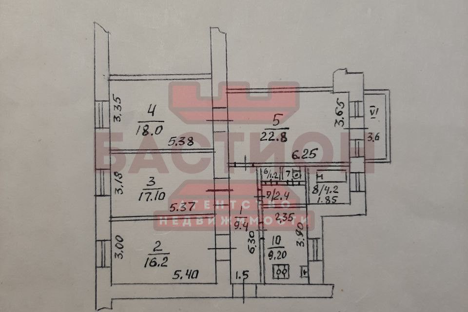 Продаётся 4-комнатная квартира, 102.7 м²