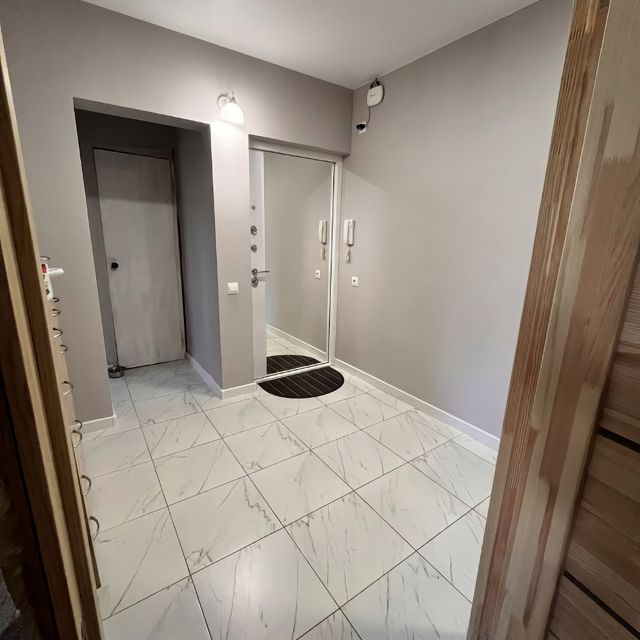 Продаётся 4-комнатная квартира, 78 м²